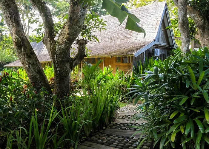 Frühstückspension Chanteak Bali - Stone House 3 4*